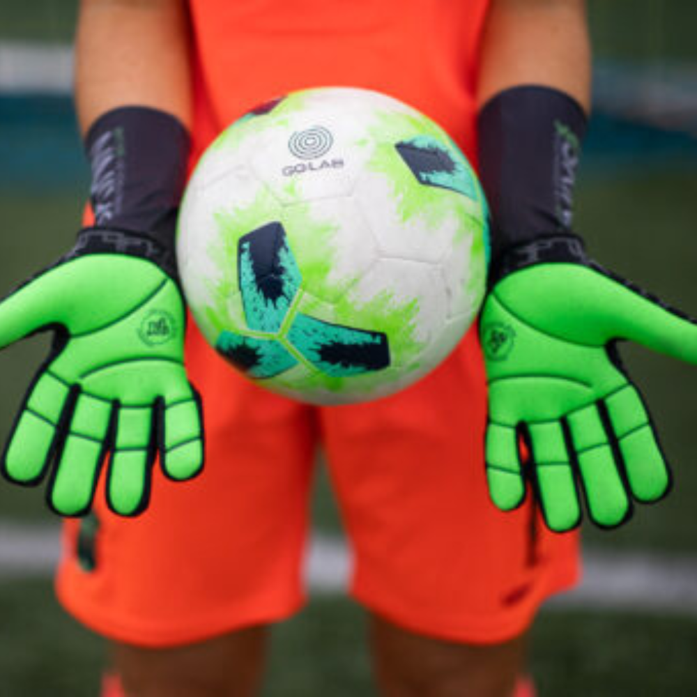Goalkeeper Gloves – Skinn Wet by GGlab