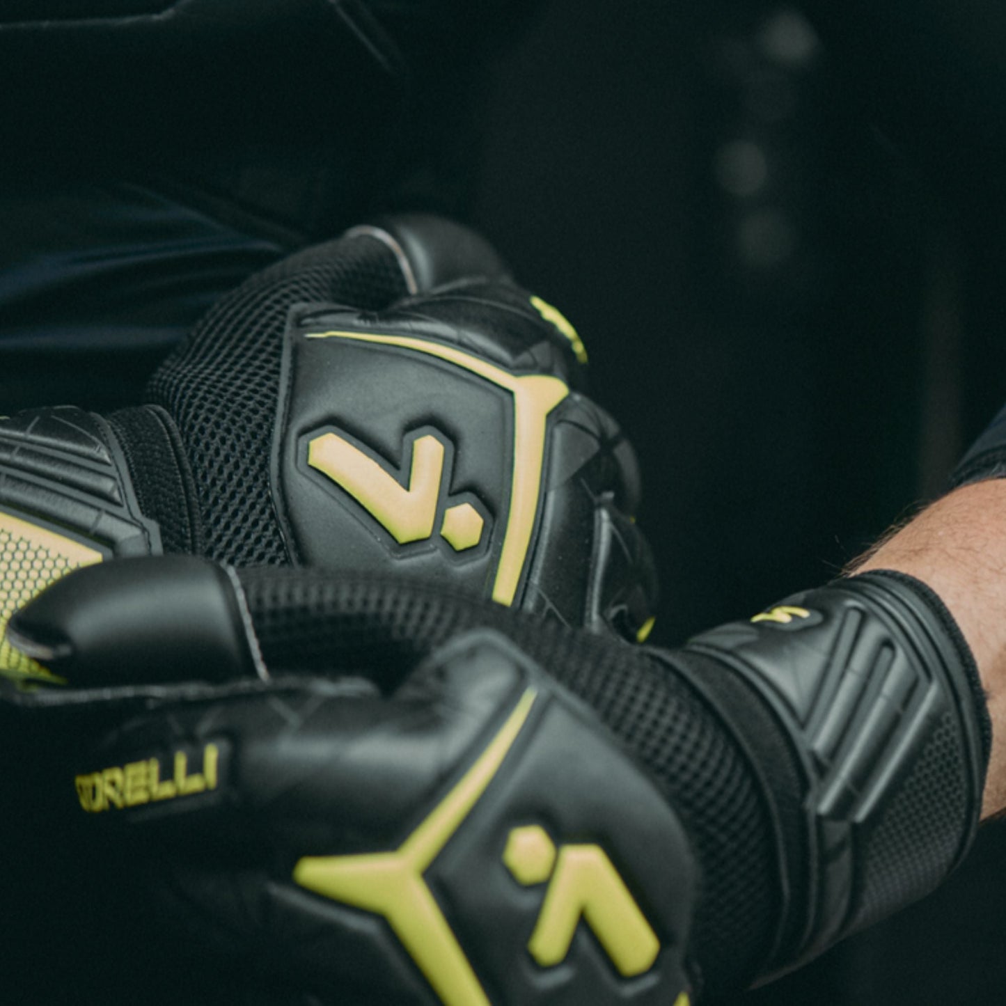 Goalkeeper Gloves Gladiator Elite v3 by Storelli Goalkeeper gloves ITASPORT