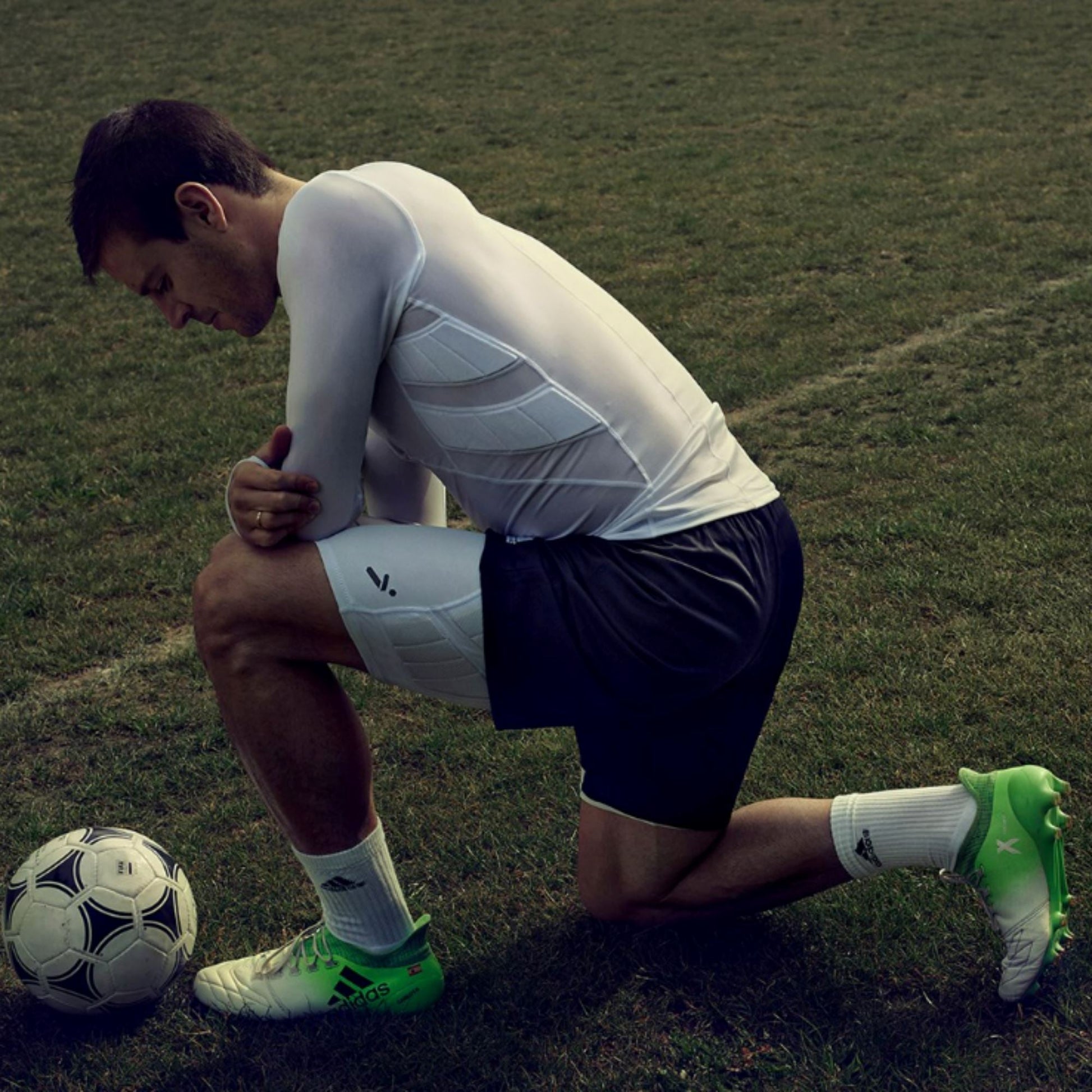 Men's Impact Sliding Shorts by Storelli - Black Shorts ITASPORT